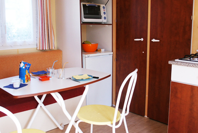 Mobilheim 4 Personen,2 Zimmer image 1