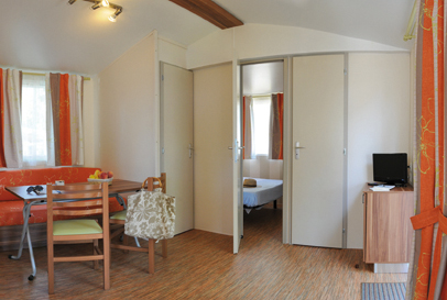 Mobilheim 4-6 Personen, 2 Schlafzimmer image 5